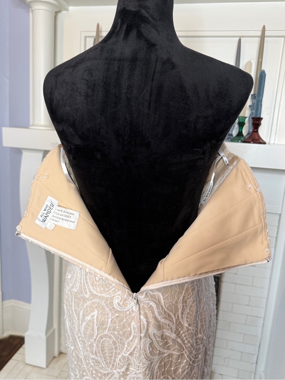Gorgeous All Who Wander Piper Wedding Gown Boho Lace Strapless Size 10 - Picture 15 of 16